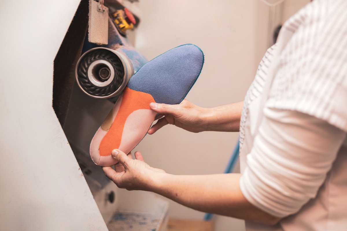 Ponçage à l'aide d'un touret